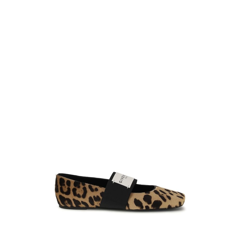 10396193.jpeg Givenchy Beige Calf Leather Bos Taurus Ballet Flats - Image 1