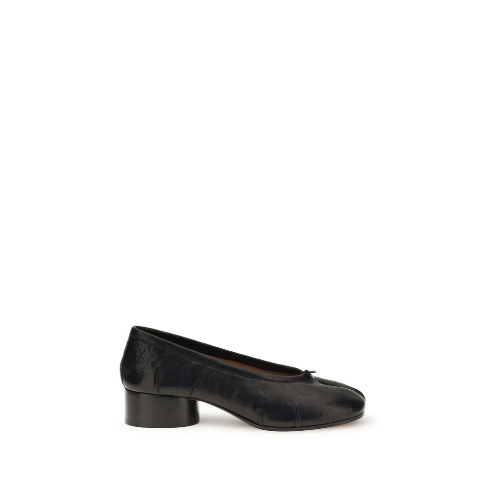 10514729.jpeg Maison Margiela Black Calf Leather Bos Taurus Ballet Flats - Image 1